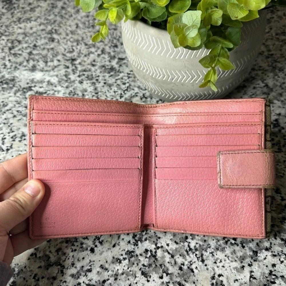 Gucci | Eclipse GG Canvas Compact Wallet - Picture 7 of 14